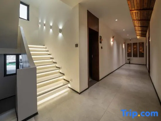 Uphill Pushe homestay