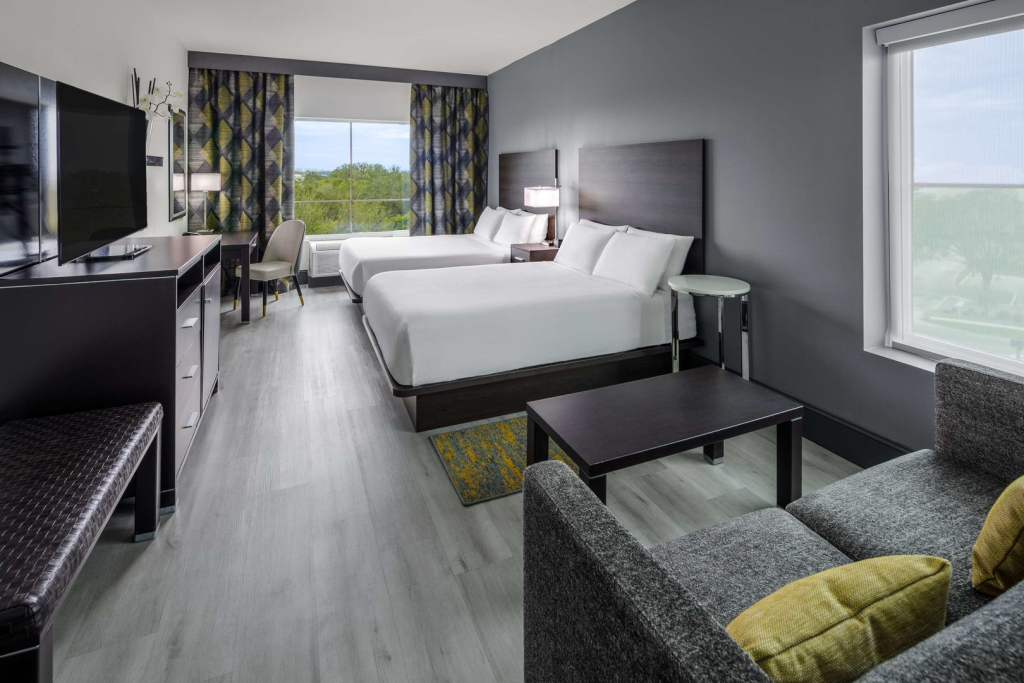 DoubleTree by Hilton Sarasota Bradenton Airport