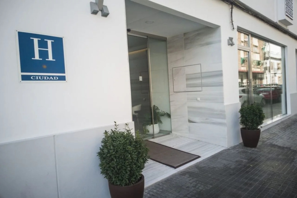 Hotel Abadi