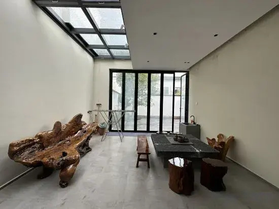 Day-Lily Inn (Tengchong Mayugu Hot Spring Town Store)
