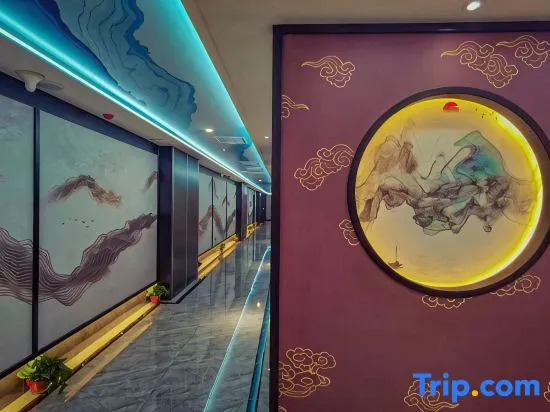 Juxian Junhao Business Hotel