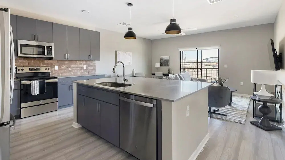 Landing Chic 1BD Pool Gym