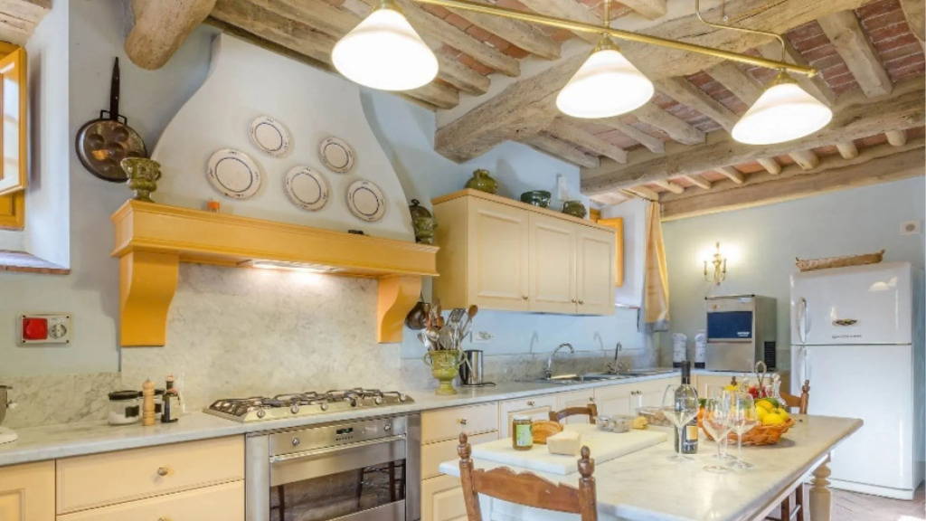 Luxury Country Villa Near Lucca-villa Fattoria