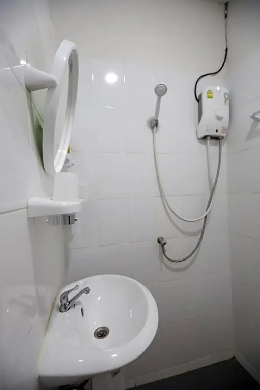 Banana hostel (Don Muang)