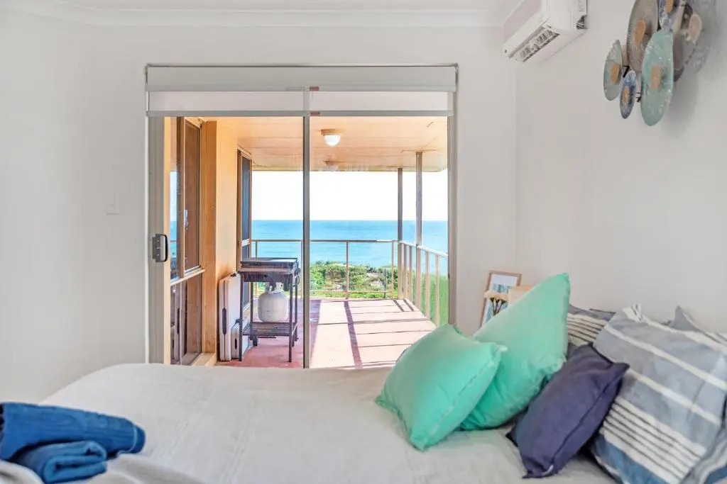 Absolute Beachfront Escape Family Retreat