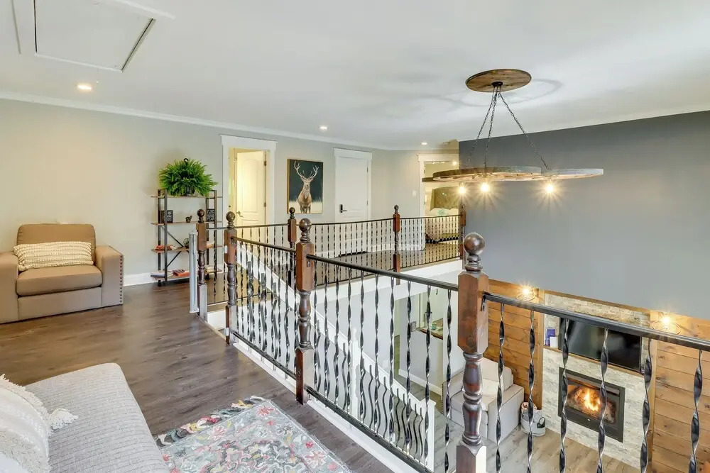 Private Hot Tub & Fire Pit: Pocono Lake House!