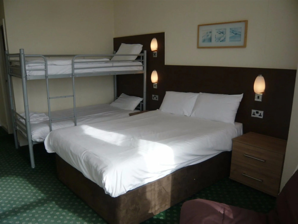 Dutchman Hotel
