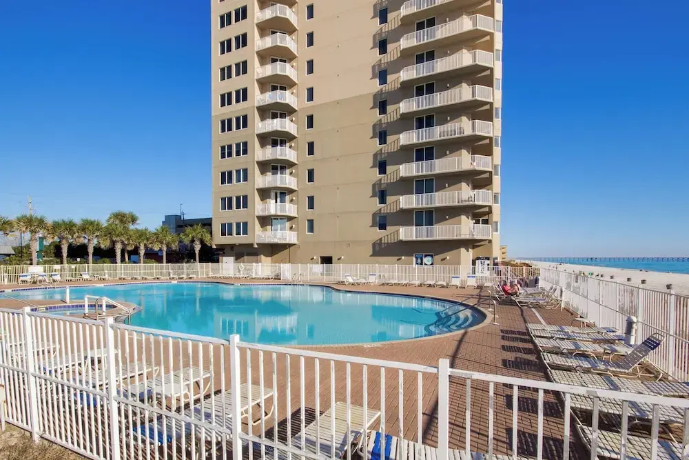 Sea Turtle Retreat! 3BR Beachfront Condo With Stunning Gulf Views Sleeps 8