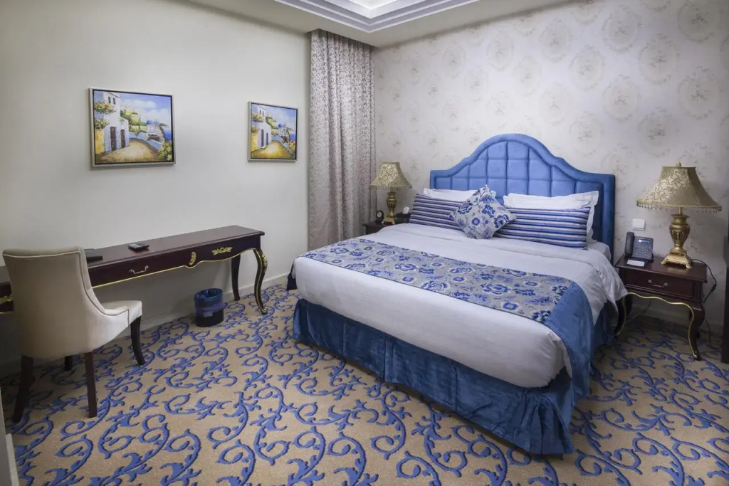 Mira Trio Hotel