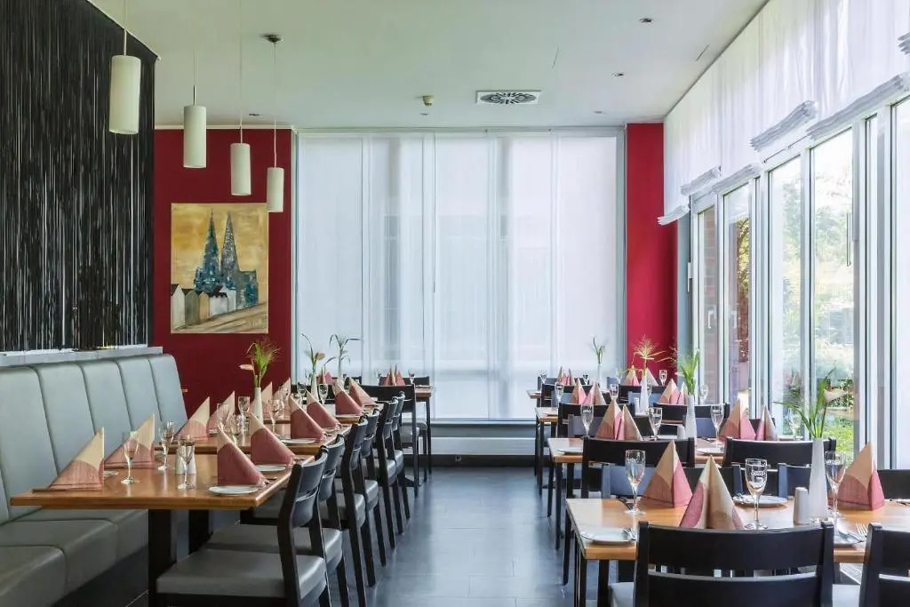 PLAZA Premium Köln