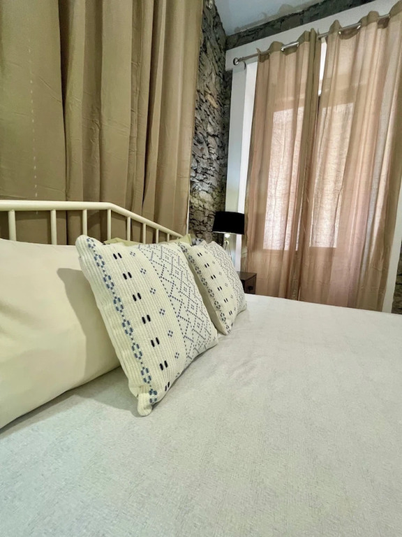 City Center Luxurious Studio Techas Place