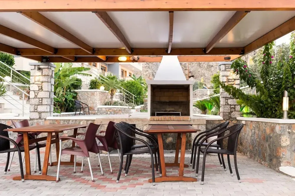 Pefki Sea View Villas Rhodes Six-bedroomed Villa for up to 12 People With Private Pool