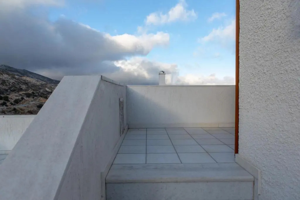 Apiranthian house Panoramic view