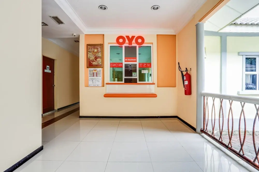 OYO 89660 Raudhah Inn Hotel