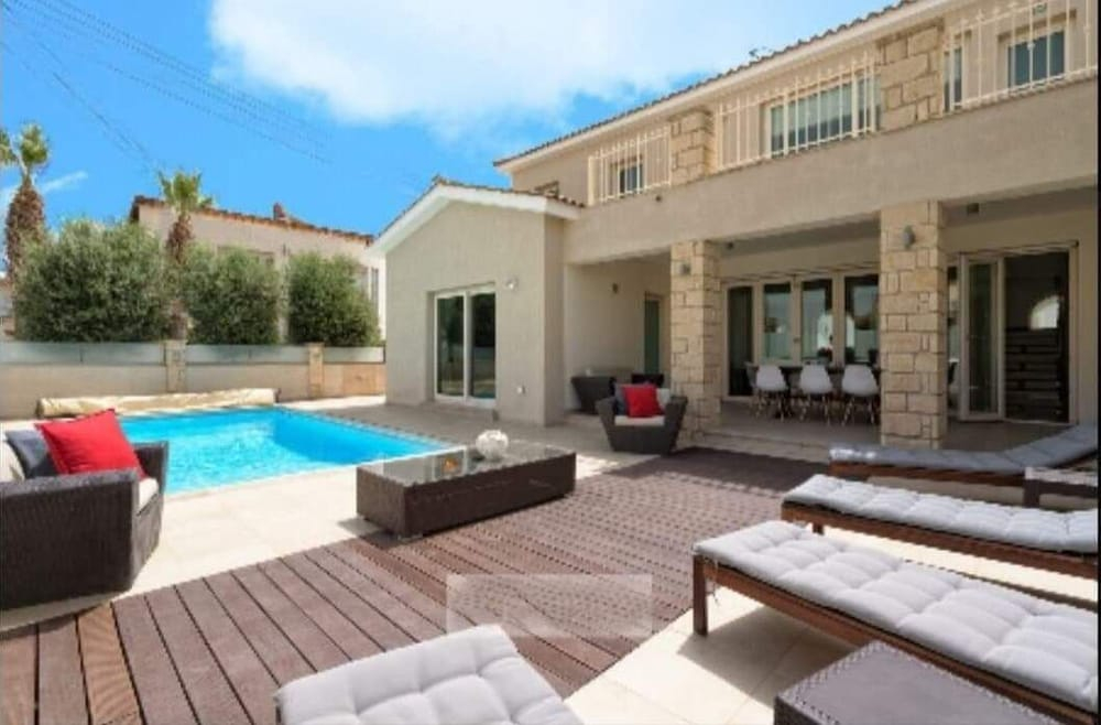 Villa Kristia