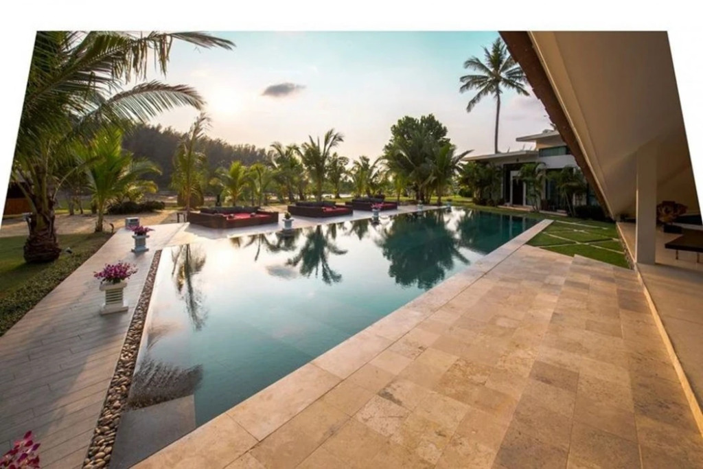 Sand Resort