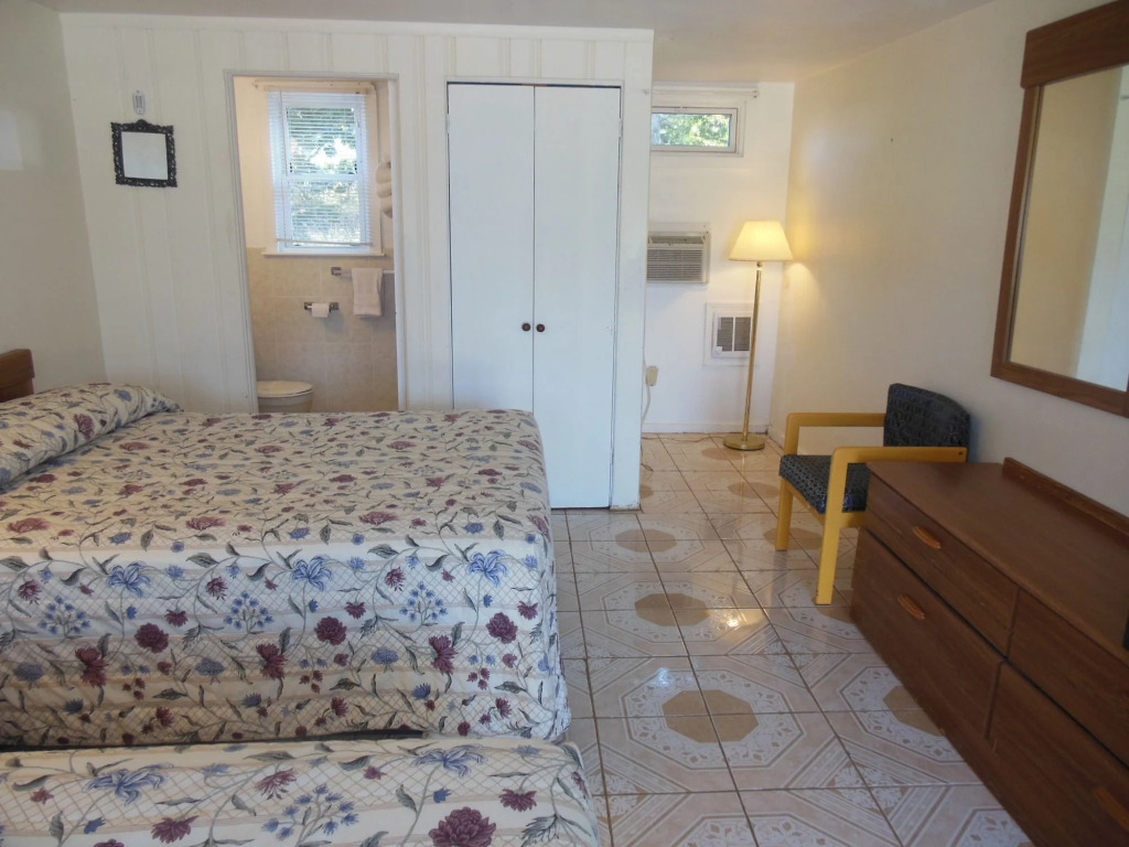 Sand Dollar Inn