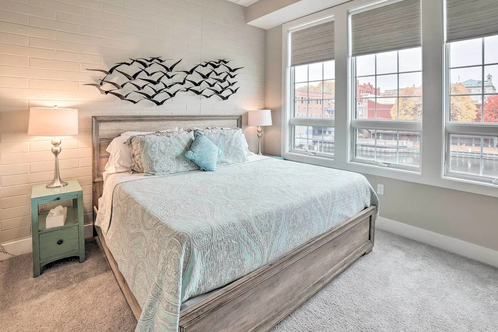 Luxe Manistee Condo w/ Balcony & River Views!