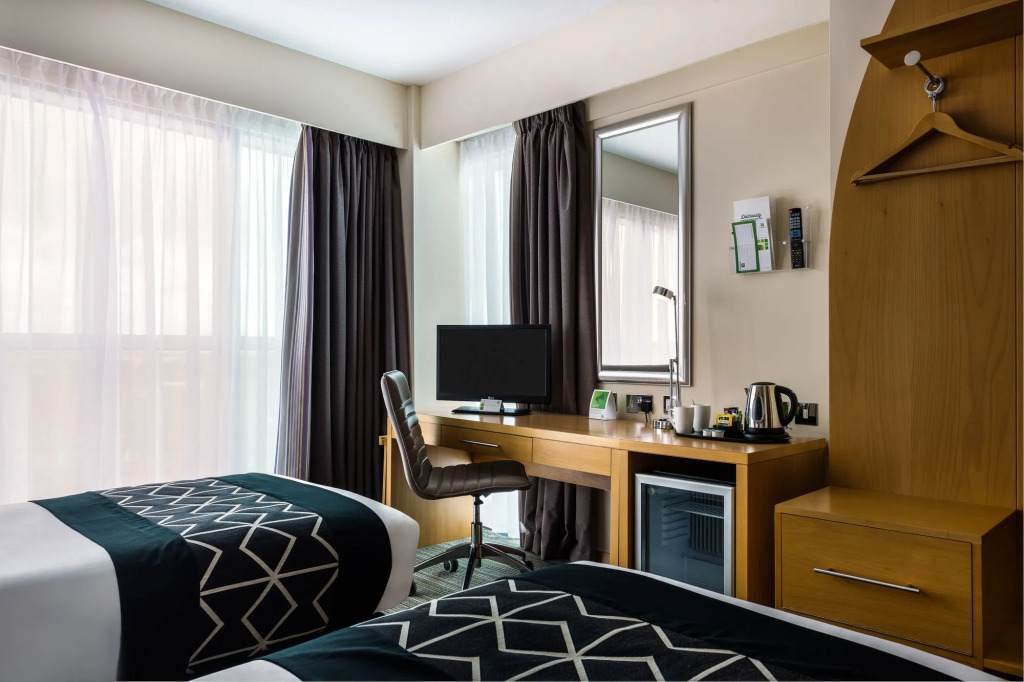 Holiday Inn Birmingham North - Cannock by IHG