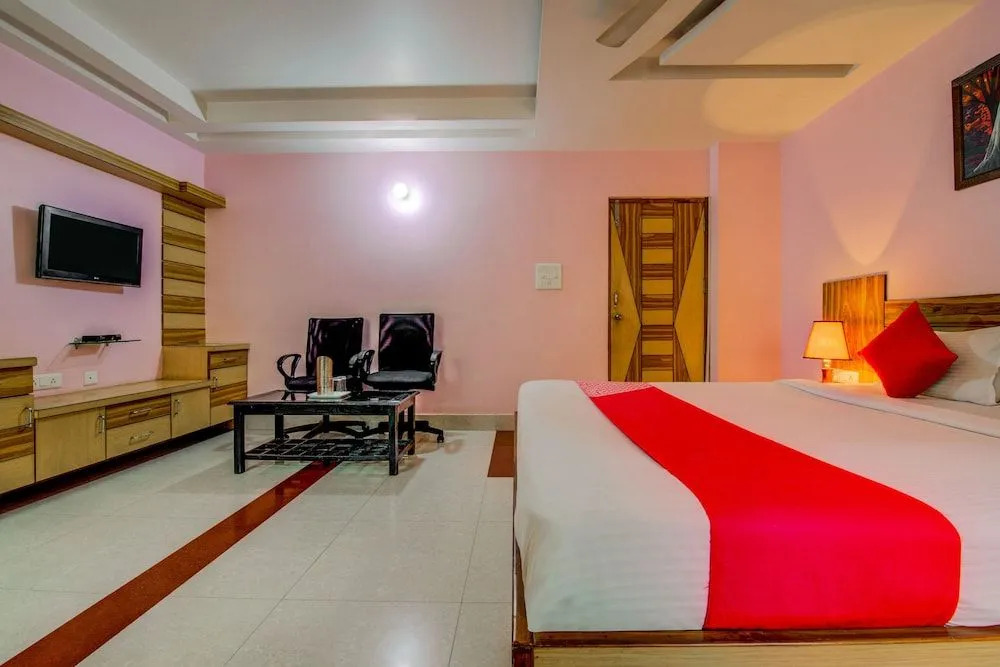 OYO 4730 Apartment Hotel Imperia Inn