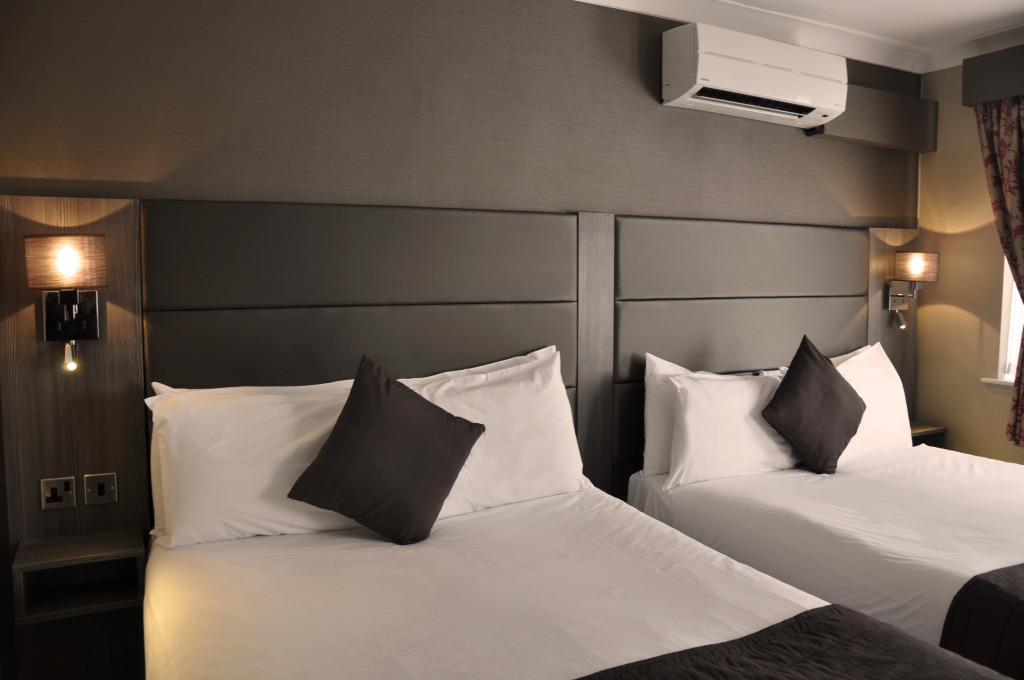 Brunel Hotel