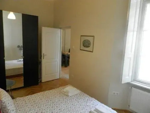 Váci Street Apartments - Best Location in Budapest, Steps from the Danube