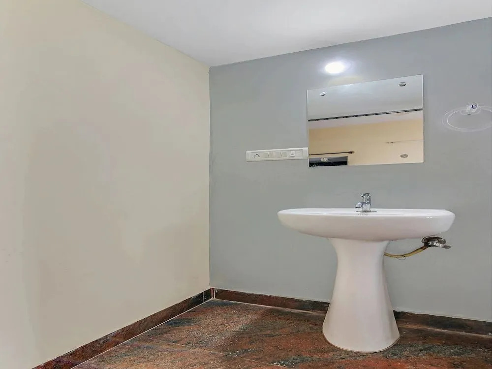 SPOT ON 23316 The City Getaway Service Apartment