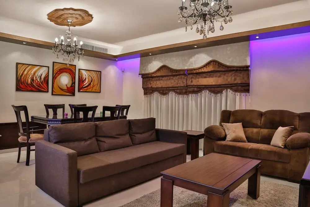 Deluxe Apartments