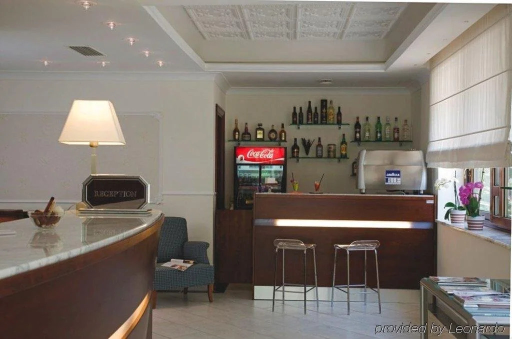 Andris Hotel