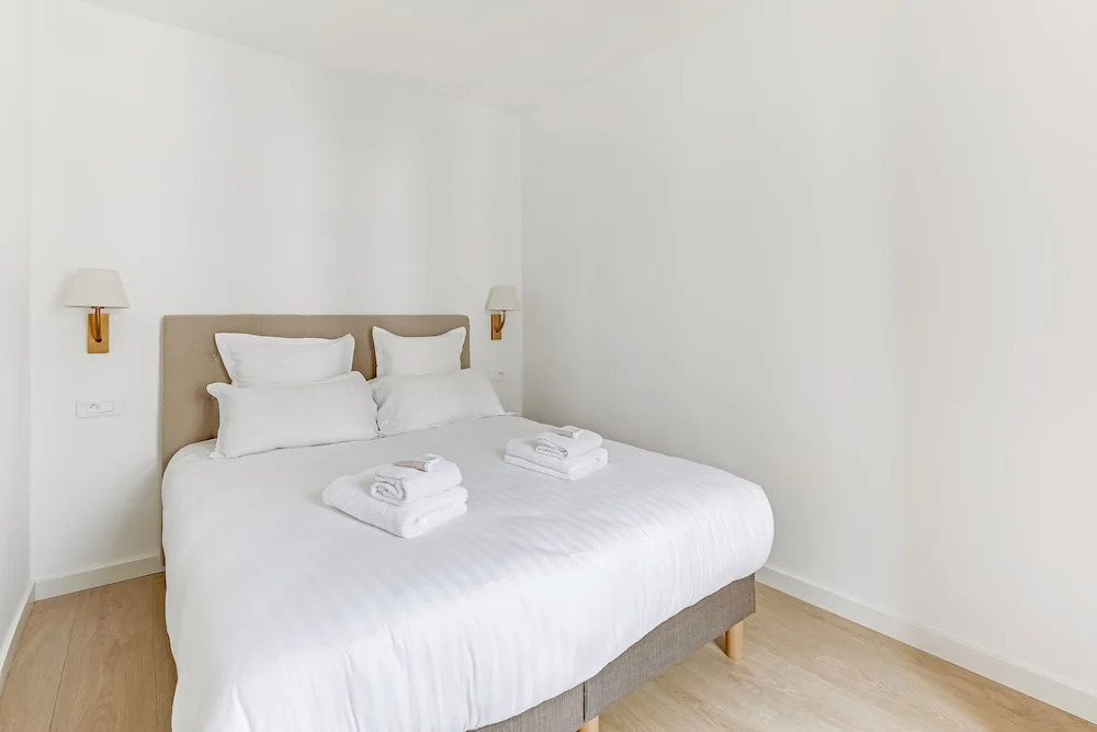 Pick A Flats Nation Avron Apartments