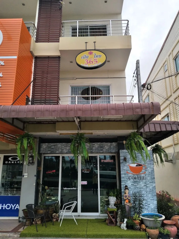 Penthai Hostel