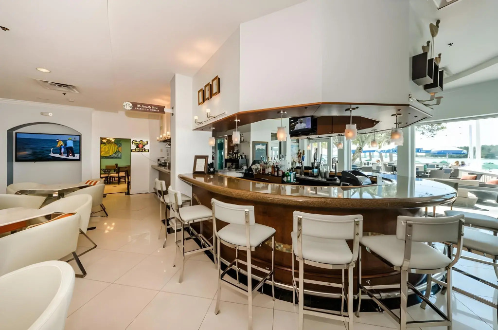 DreamView Beachfront Hotel & Resort