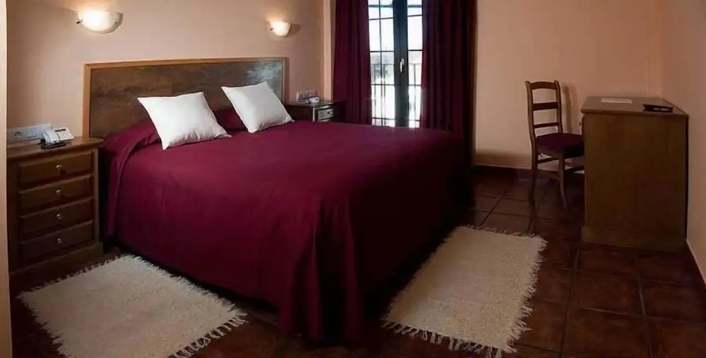 Hotel Ruta del Poniente