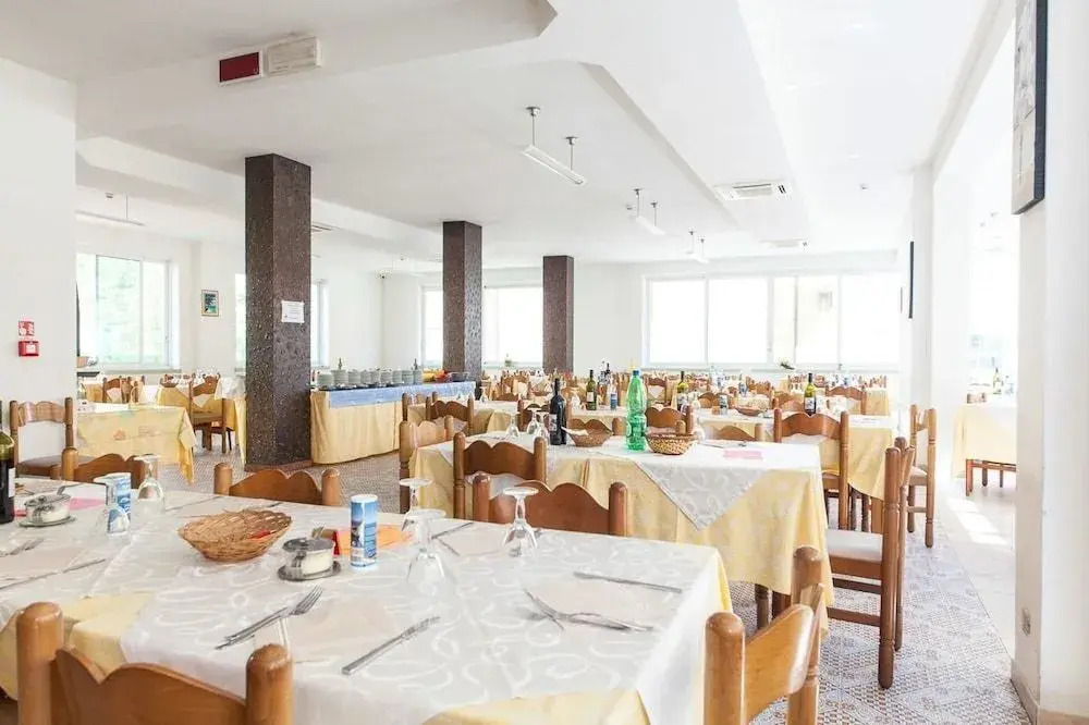 Hotel Elis