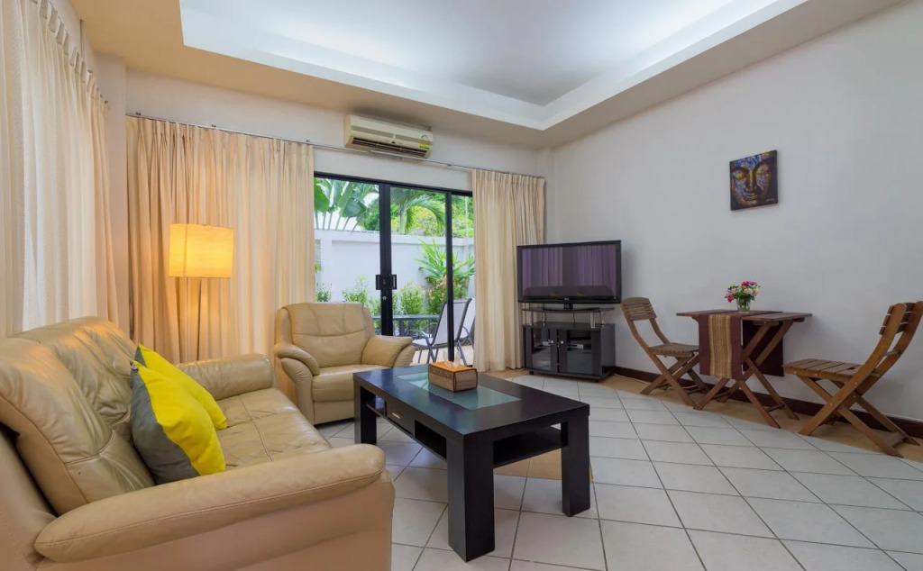 Kata Pool Apartments