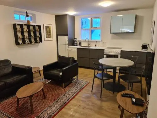 LL Properties - The Old Town Retreat