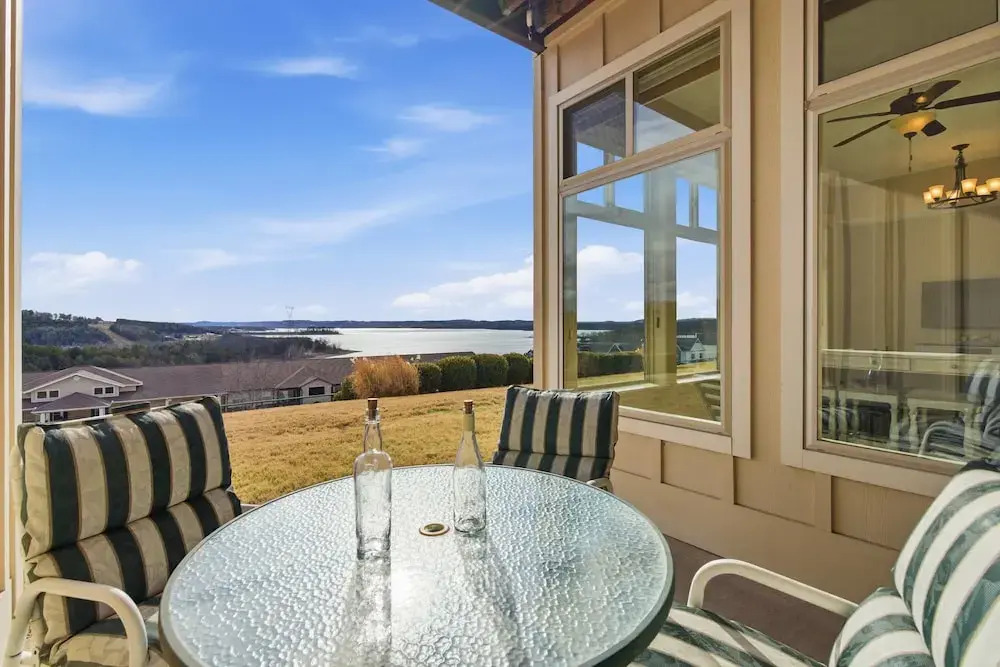 Majestic Retreat Stay for 6