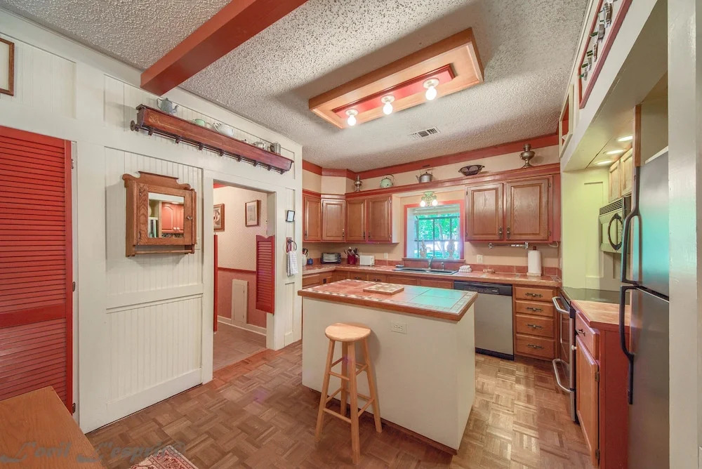 Carl Bellmer TS 360 - 2 Br Home