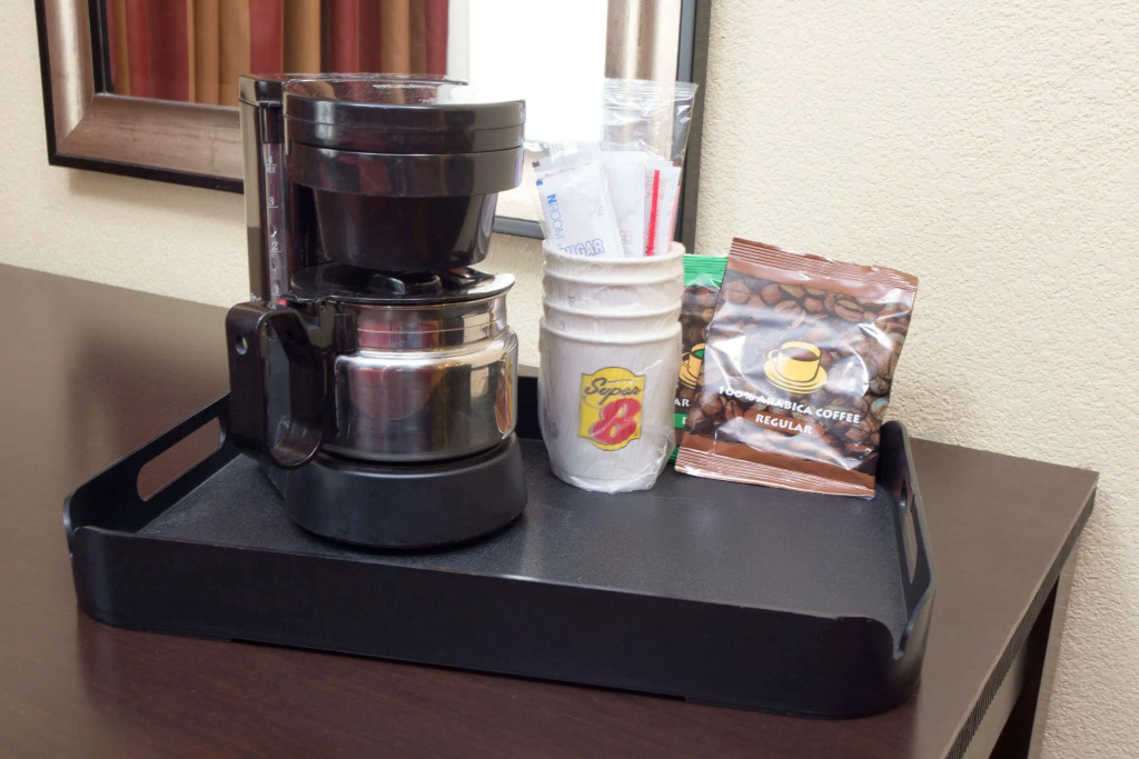 Super 8 by Wyndham Chicago Northlake OHare South