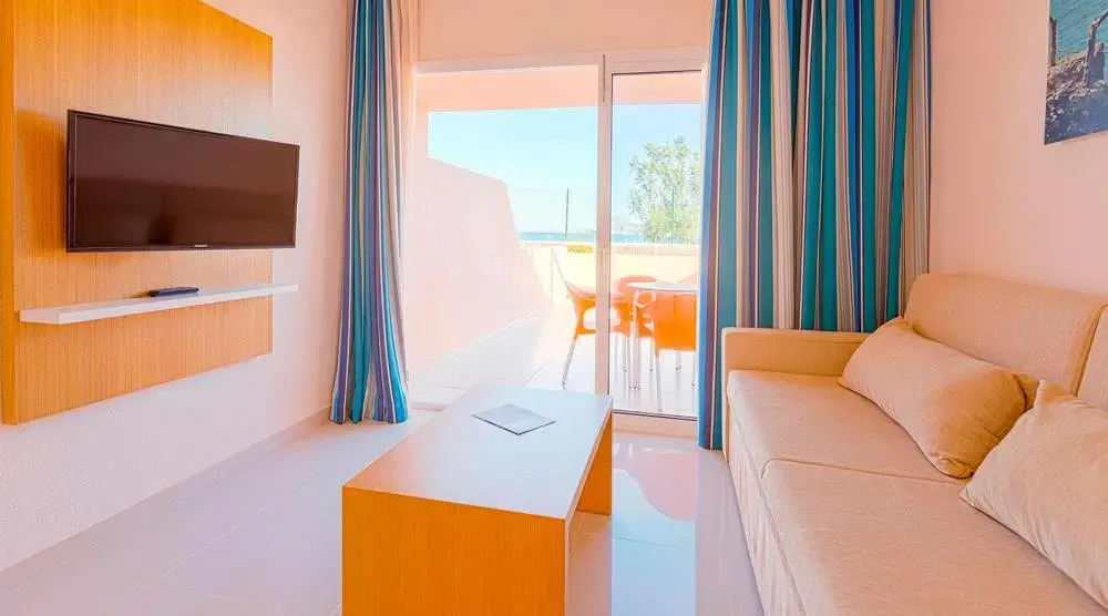 Sirenis Hotel Seaview Country Club