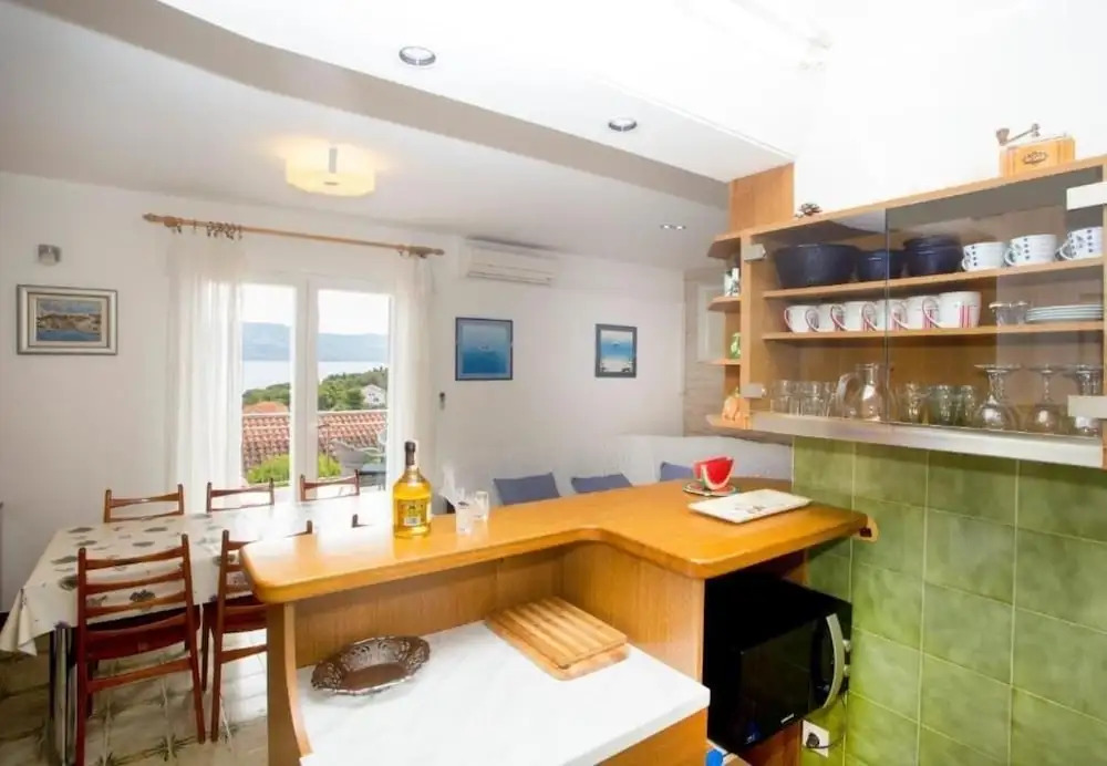Damir - 80 m From Beach - A1