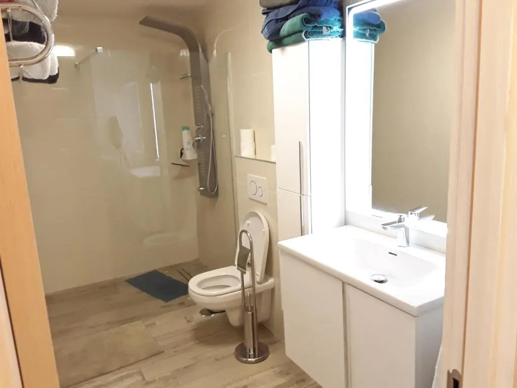 First Line Duplex Puerto Banus Sleeps 8 People