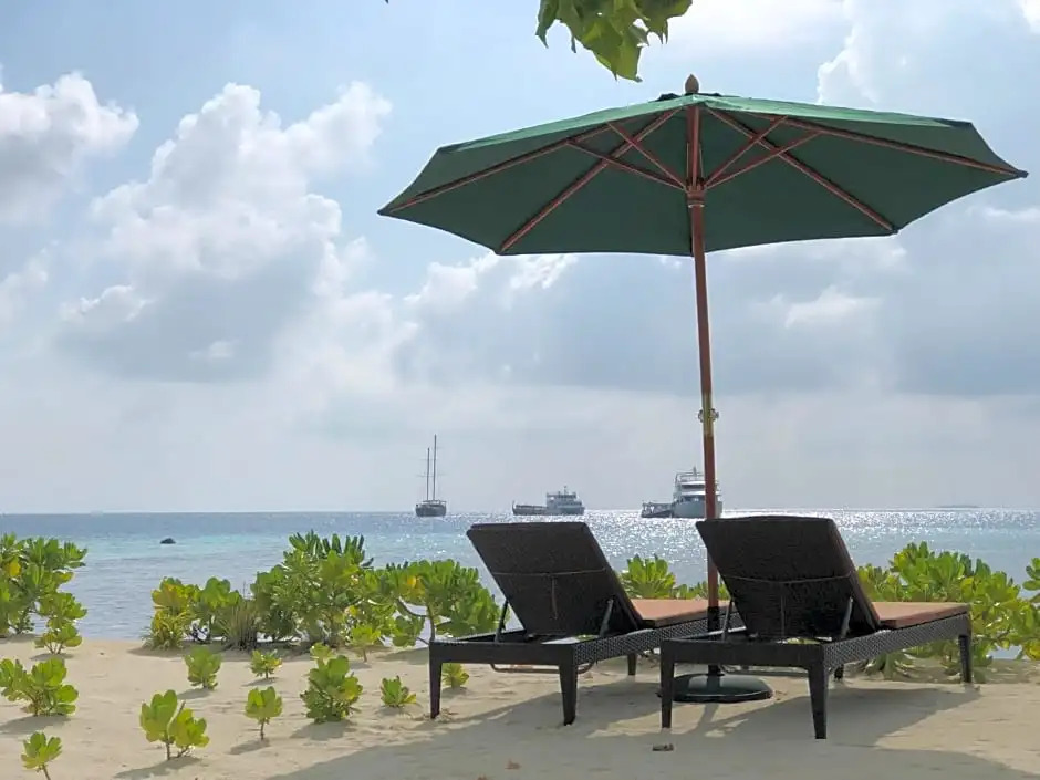 IRIS Beach Residence