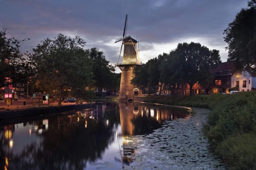 Studio in Canal Villa in the Old Centre Schiedam