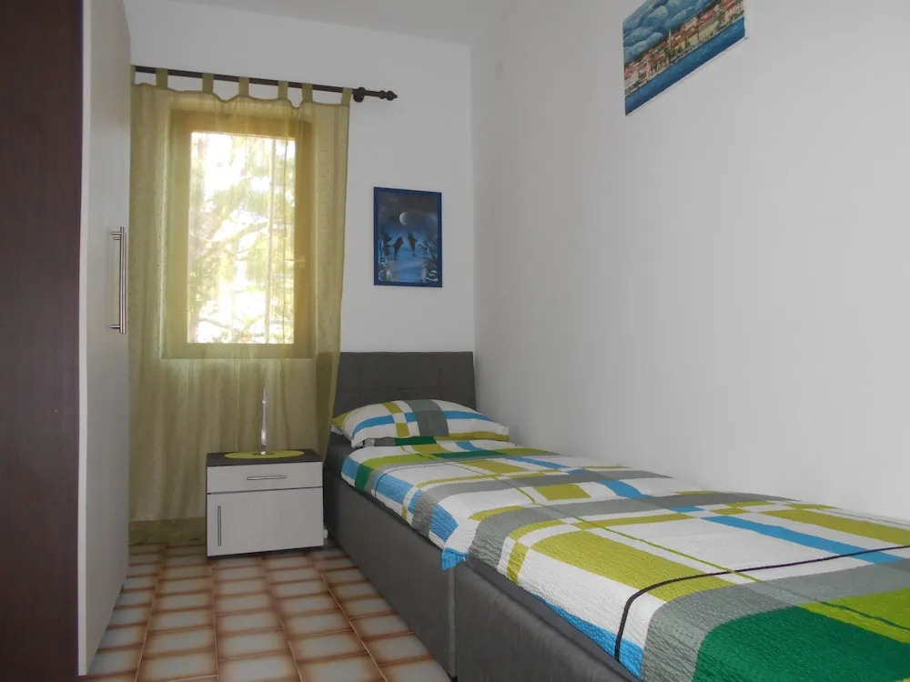 Apartment Near Novalja Center