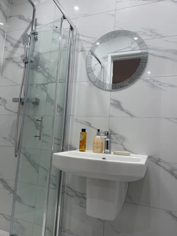 Entire Studio apartment - London