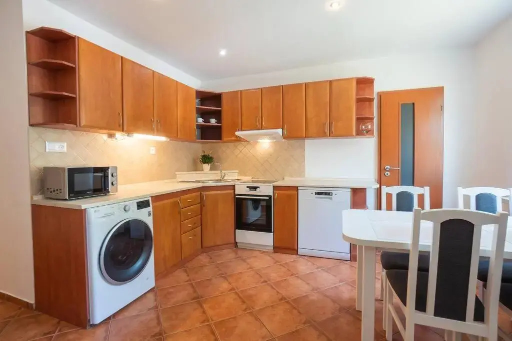 Excellent Large Lux Apartment Central Martin