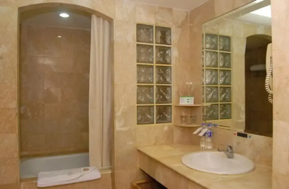 Horison Suites Surabaya