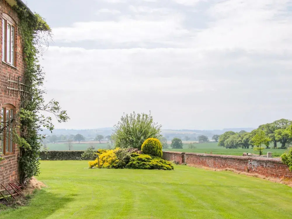 The Manor House at Kenwick Lodge