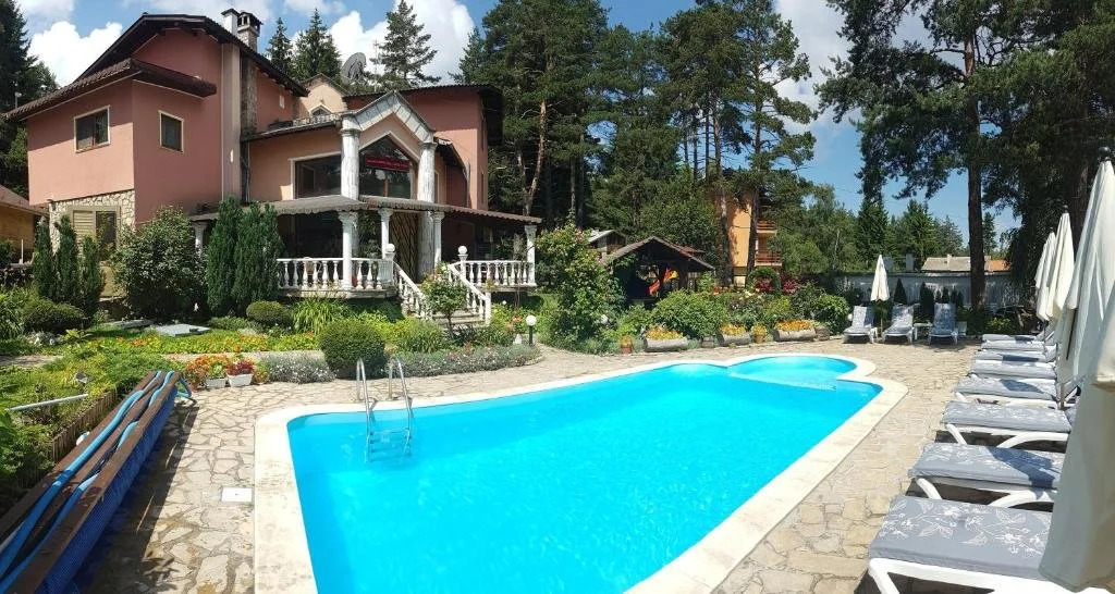 Hotel Kalvachevi